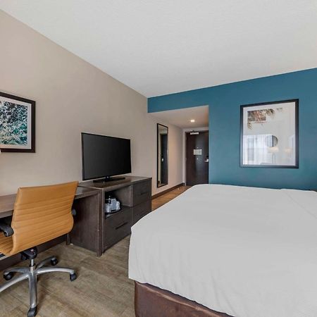 Comfort Inn & Suites Miami International Airport ميامي سبرينغز المظهر الخارجي الصورة