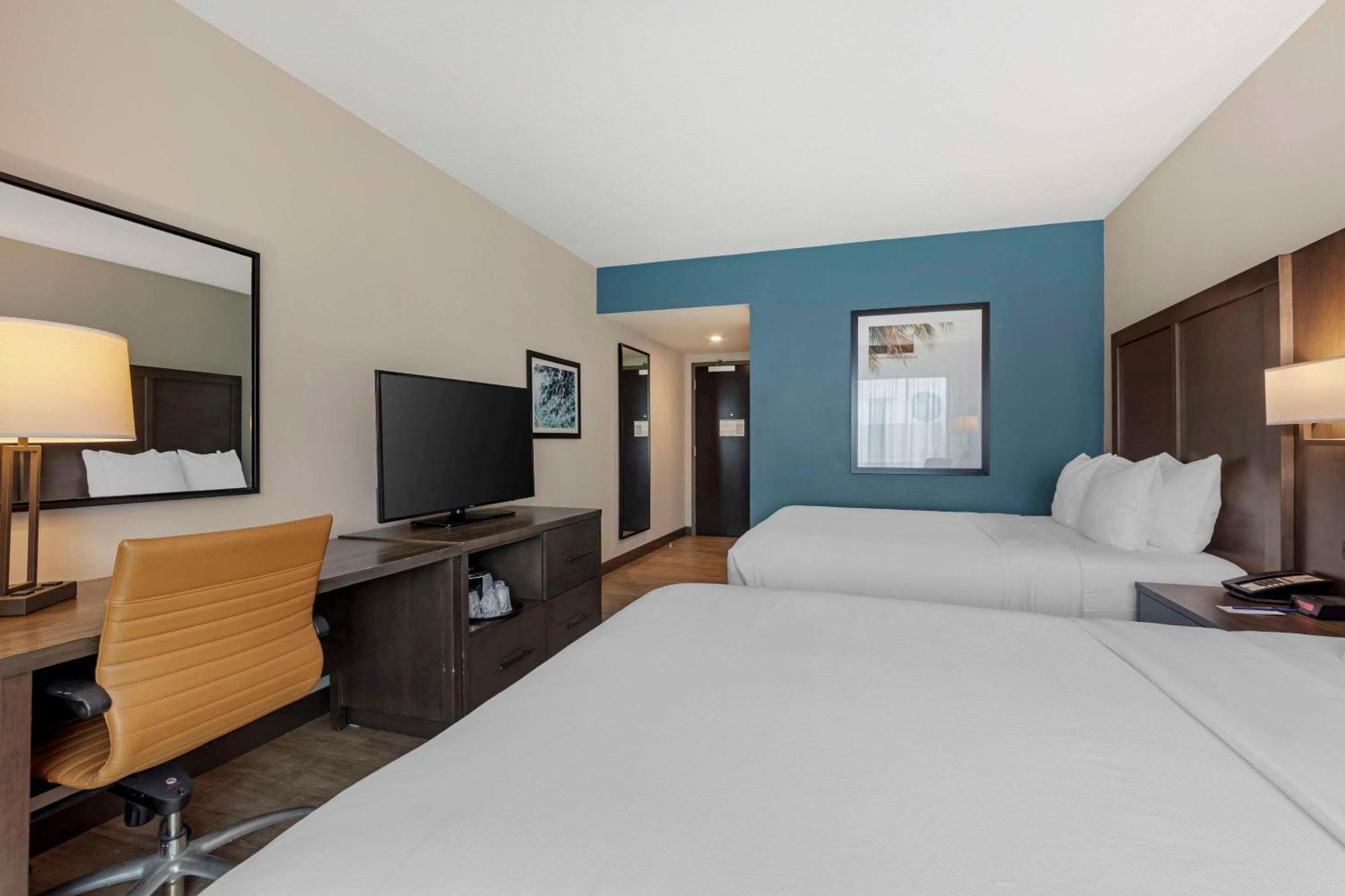 Comfort Inn & Suites Miami International Airport ميامي سبرينغز المظهر الخارجي الصورة