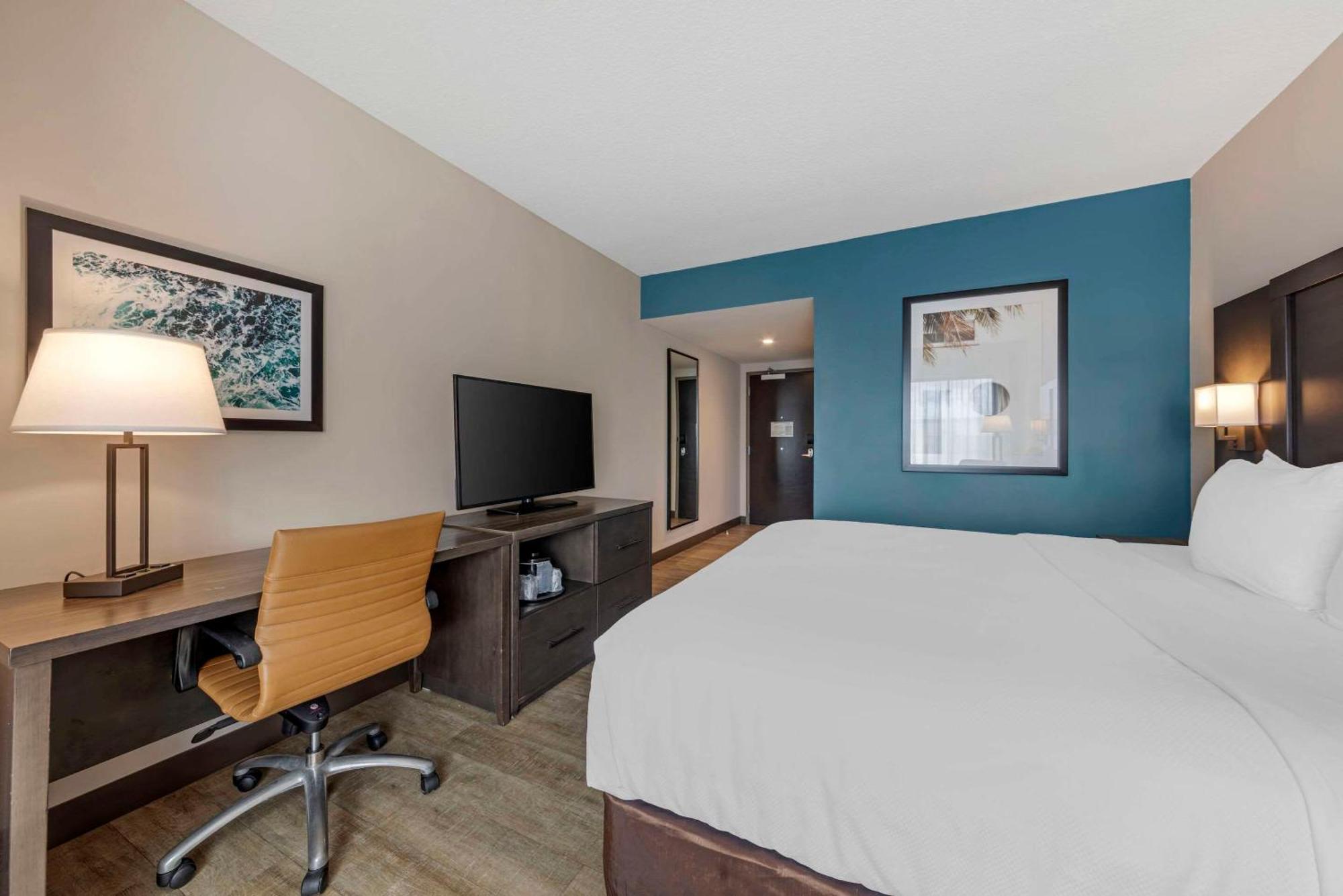 Comfort Inn & Suites Miami International Airport ميامي سبرينغز المظهر الخارجي الصورة