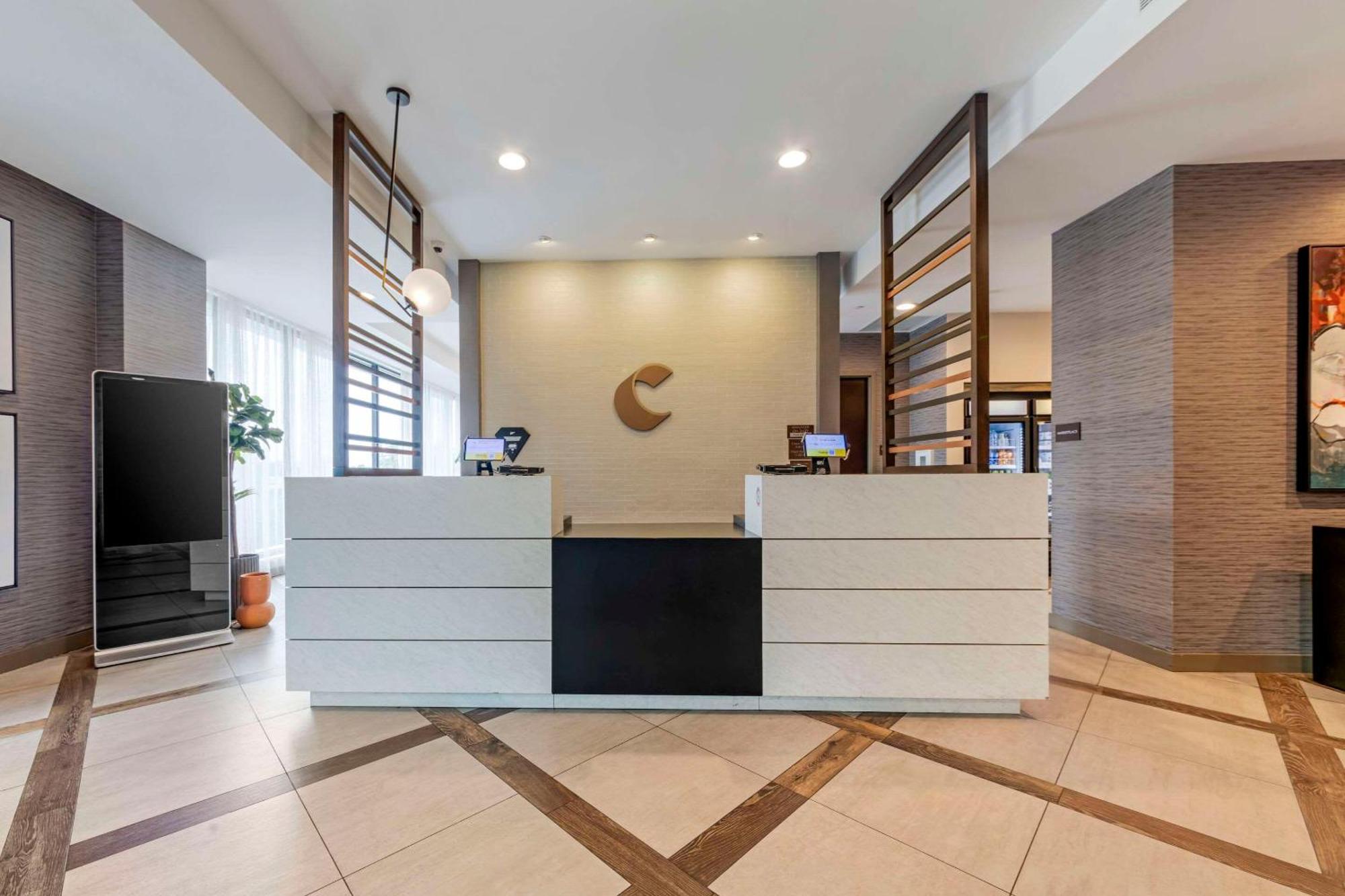 Comfort Inn & Suites Miami International Airport ميامي سبرينغز المظهر الخارجي الصورة