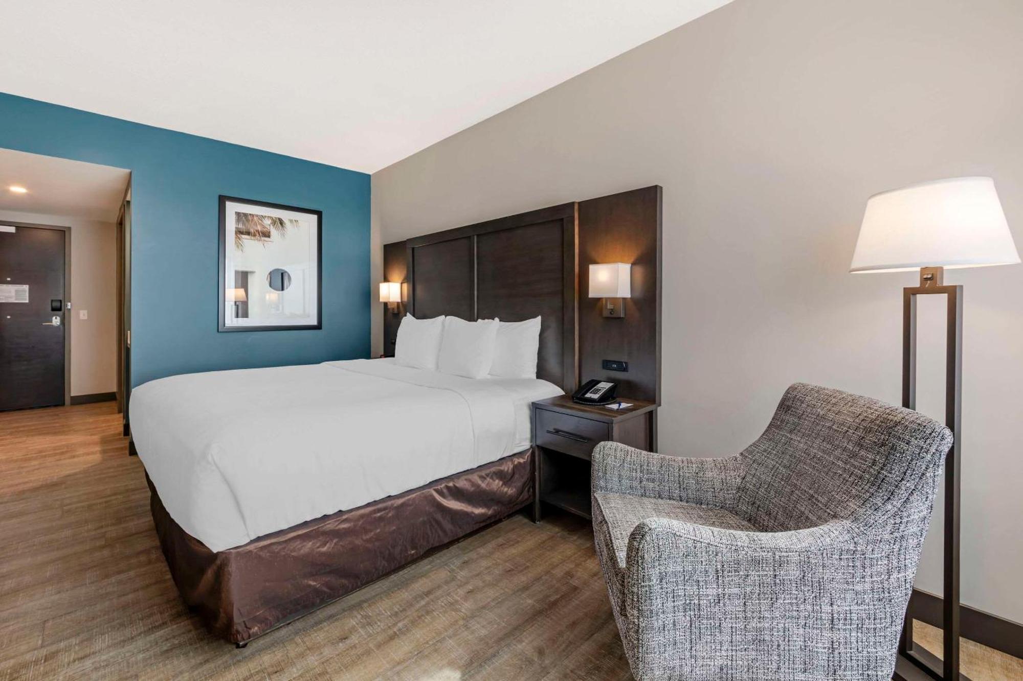 Comfort Inn & Suites Miami International Airport ميامي سبرينغز المظهر الخارجي الصورة