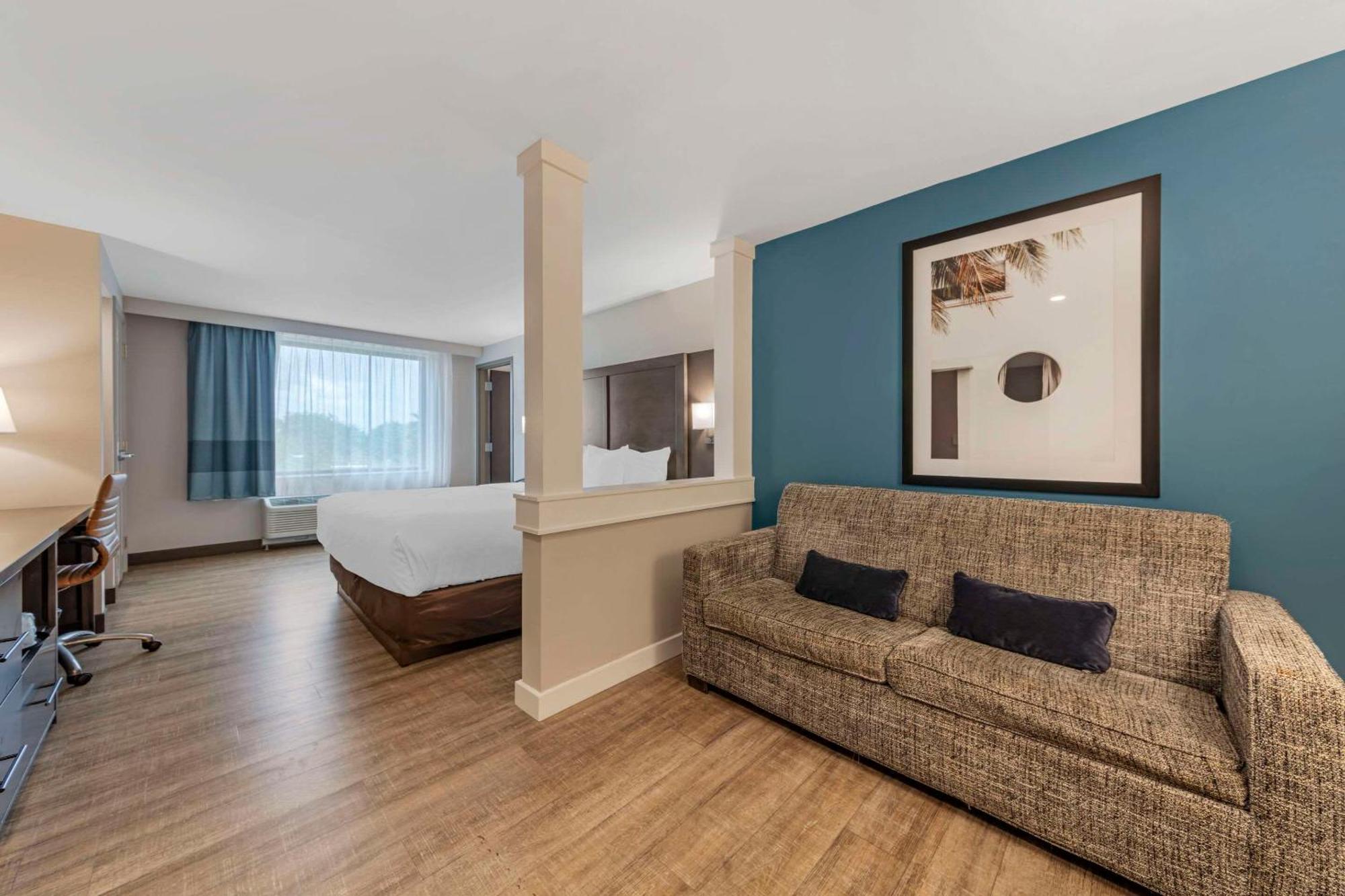 Comfort Inn & Suites Miami International Airport ميامي سبرينغز المظهر الخارجي الصورة