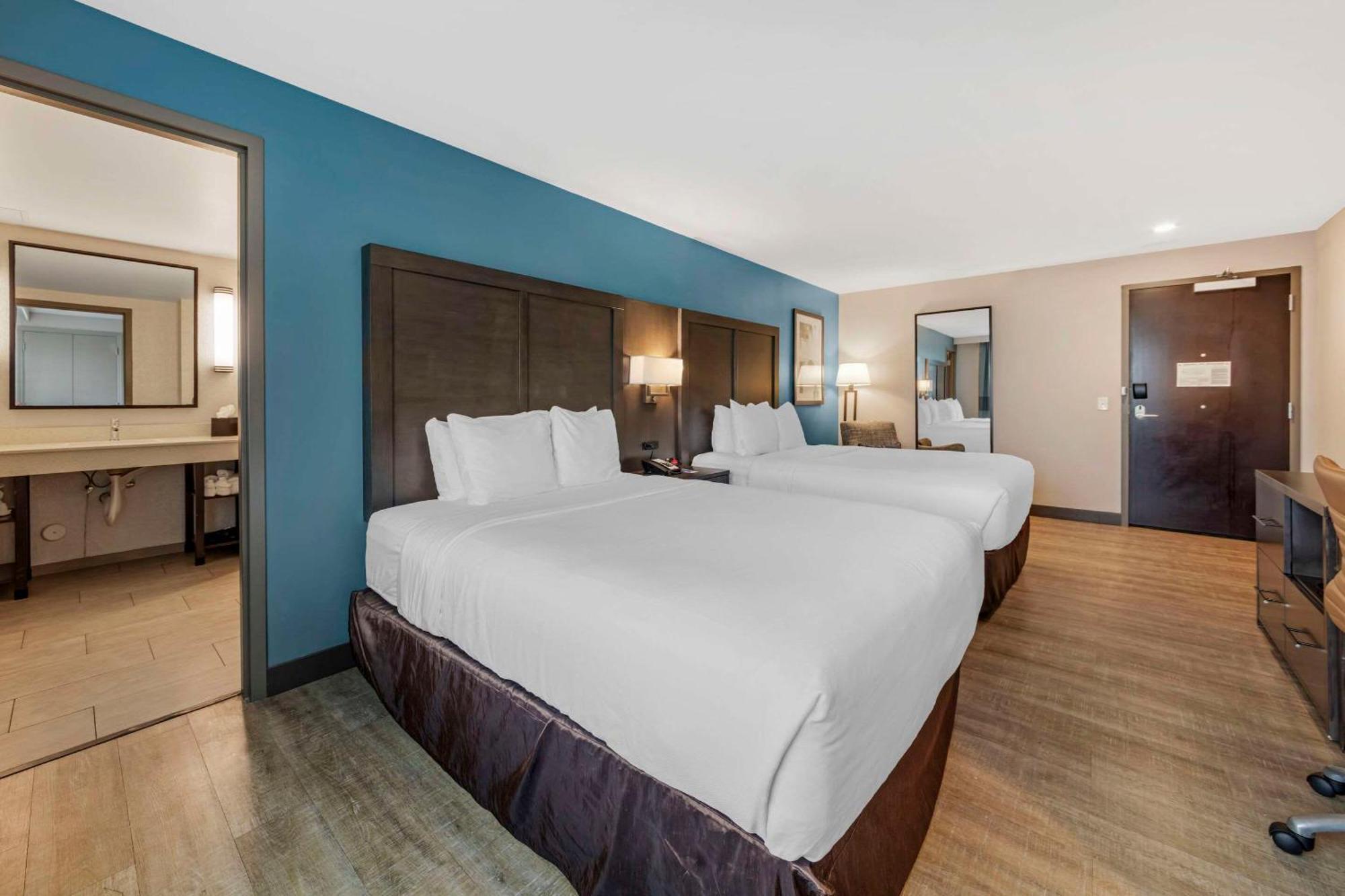 Comfort Inn & Suites Miami International Airport ميامي سبرينغز المظهر الخارجي الصورة